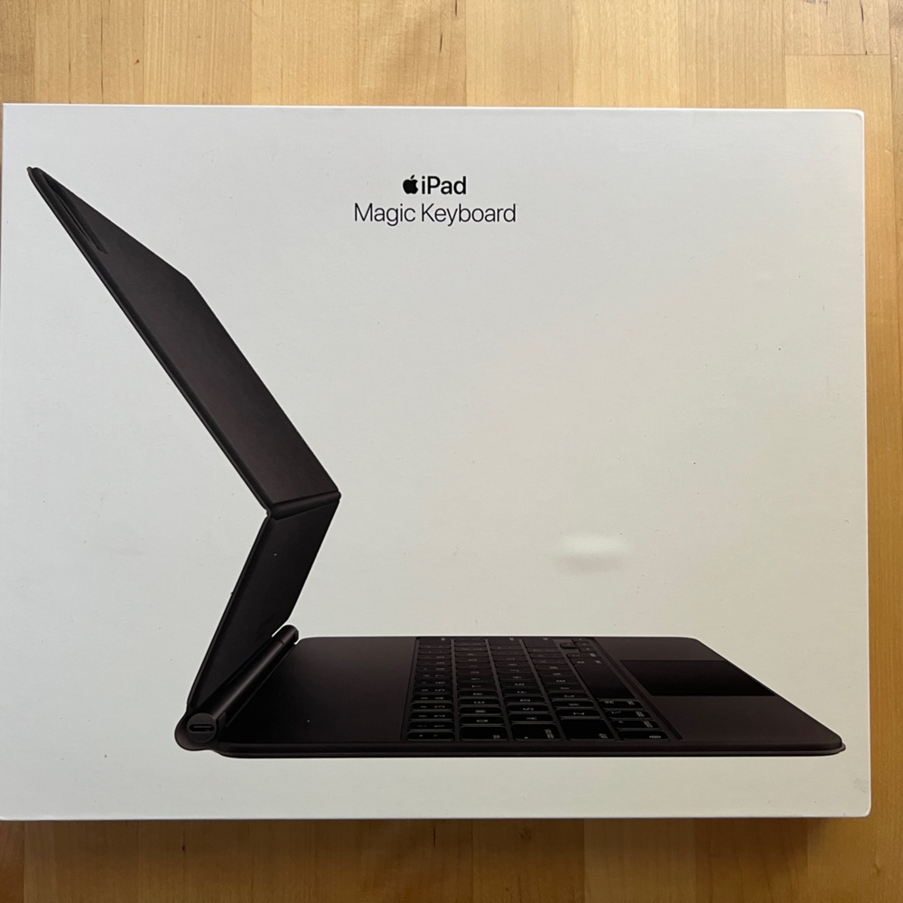 iPad magic keyboard